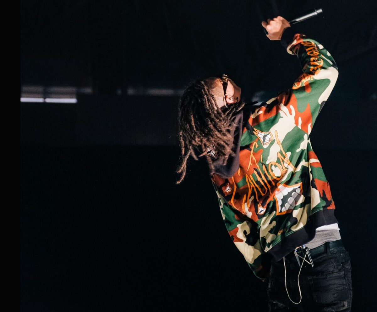 Yellow Bucksとはどんなラッパー？【バトル経歴やおすすめの曲を紹介】 | ヒプラガ